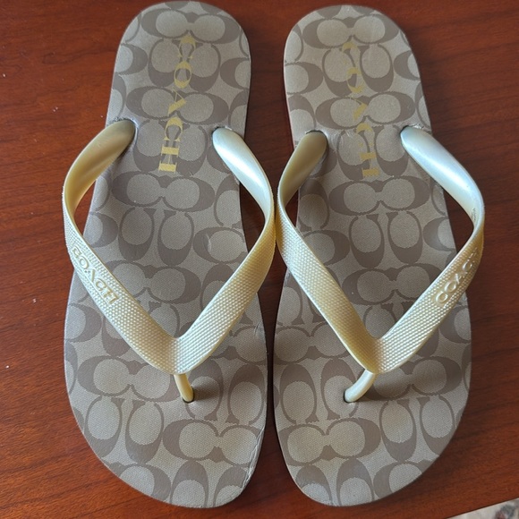 COACH Flip-Flop Sandals 9 / 10 shoes womens signature tan gold slide luxury pink - Picture 6 of 16